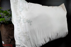 Pillowcase set - star flower embroidery